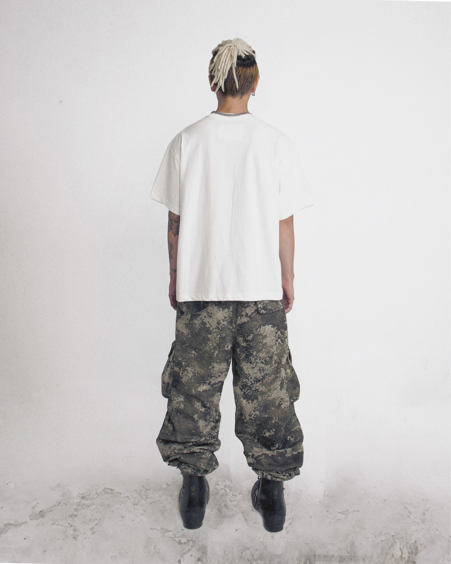 ACP "PULSE LOGO" WHITE BOXY T-SHIRT