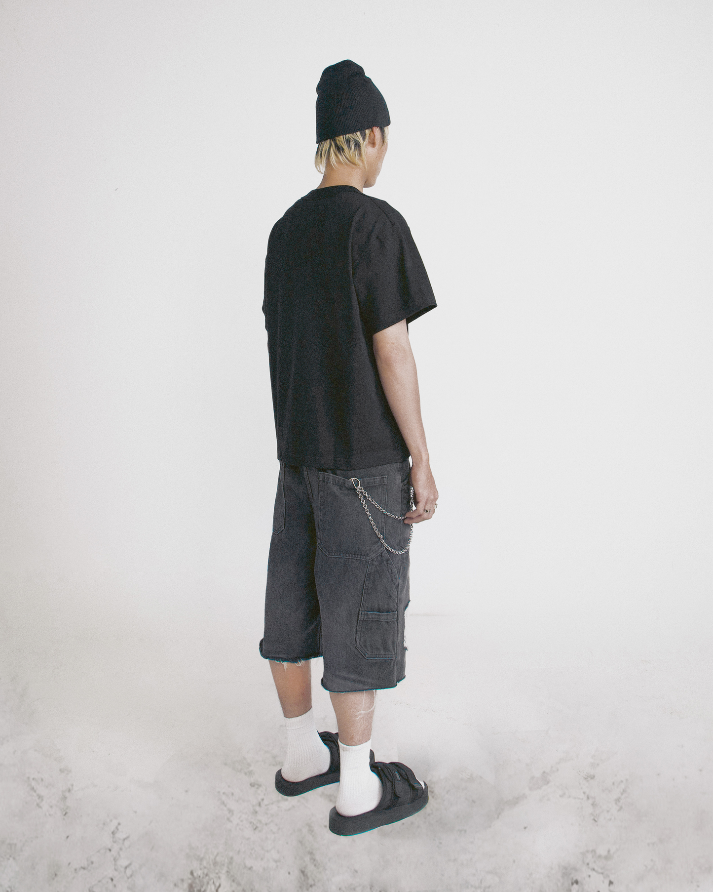 ACP "P1ST0L" BLACK BOXY T-SHIRT