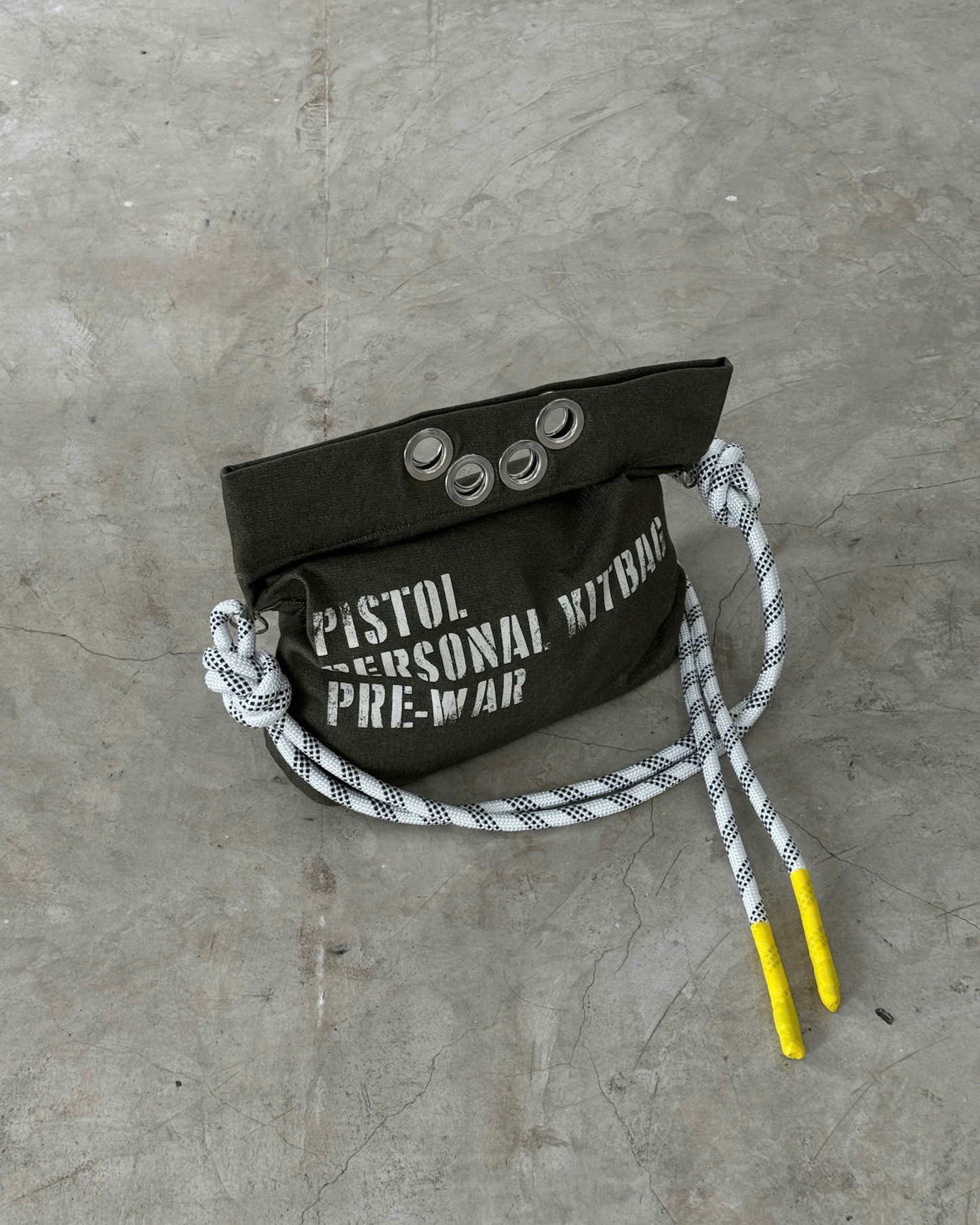 Pistol "PRE-WAR" Personal Kitbag